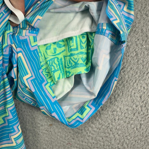 Chubbies The Desert Dawns Swim Trunks Mens 2XL 7 Inseam Blue Green Geometric NEW - Picture 5 of 9